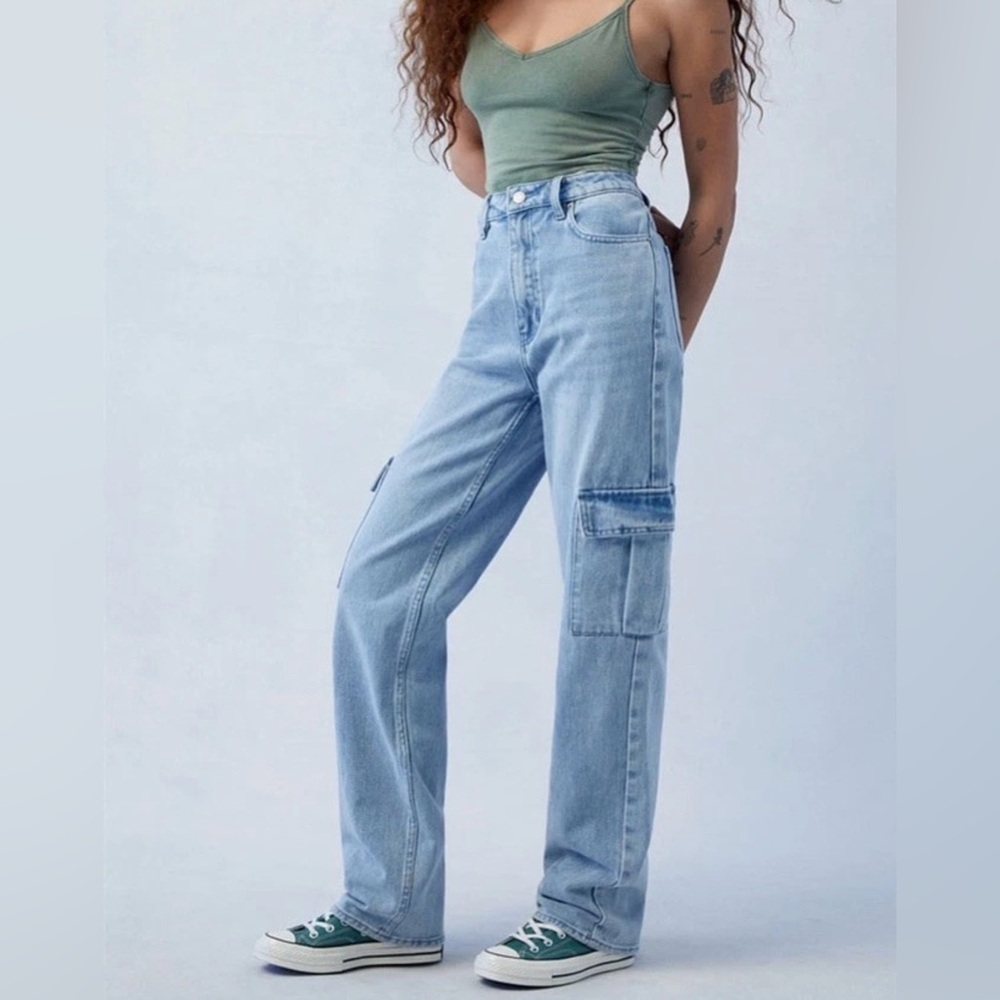 PacSun Women Light Blue High Rise Cargo 90's Boyfriend Cut Hem Jeans Size 24